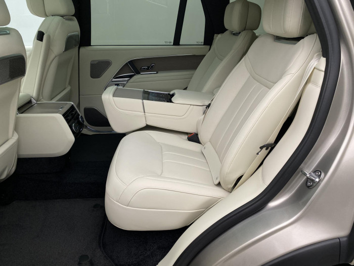 Land Rover Range Rover D350 AUTOBIOGRAPHY LWB 3.0 d