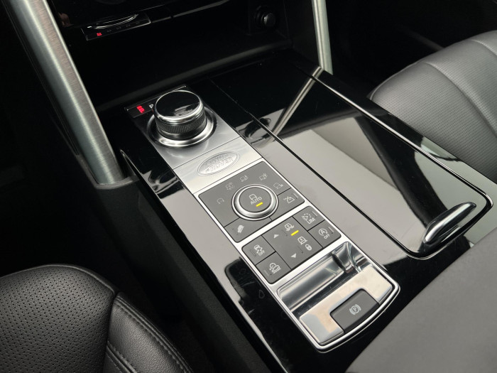 Land Rover Discovery 3.0 TDV6 HSE AWD AUT CZ