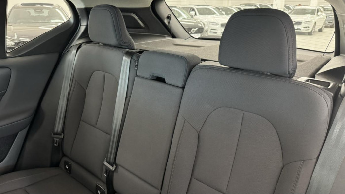 Volvo XC40 T3 MOMENTUM REZERVACE 1.5 Momentum