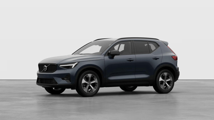 Volvo XC40 B3 AUT DARK PLUS