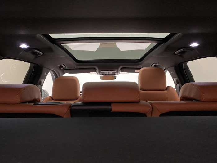 Jaguar F-Pace D300 R-DYNAMIC SE REZERVACE 3.0 d Dynamic SE