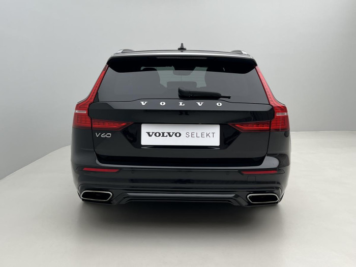 Volvo V60 T6 AWD R-DESIGN AUT 1.maj.