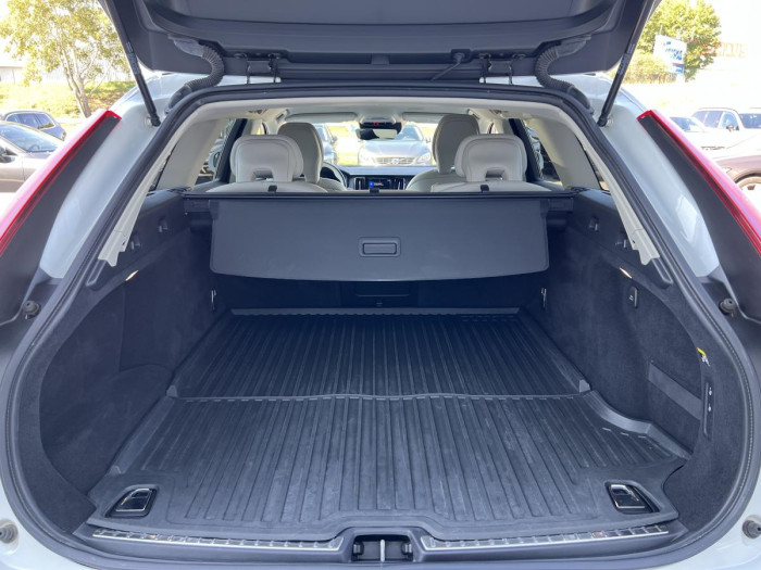 Volvo V90 CROSS COUNTRY D4 AWD Aut 2.0 d