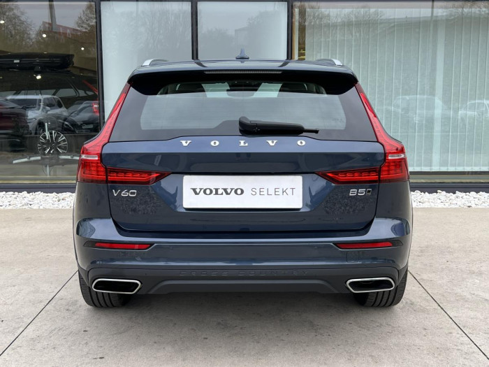 Volvo V60 CROSS COUNTRY B5 AWD Aut 1.maj