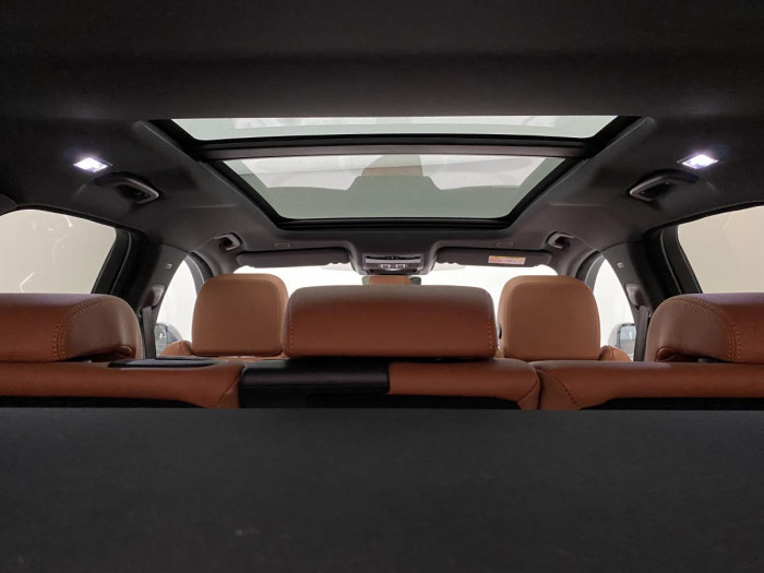 Jaguar F-Pace D200 R-DYNAMIC REZERVACE 2.0 d Dynamic