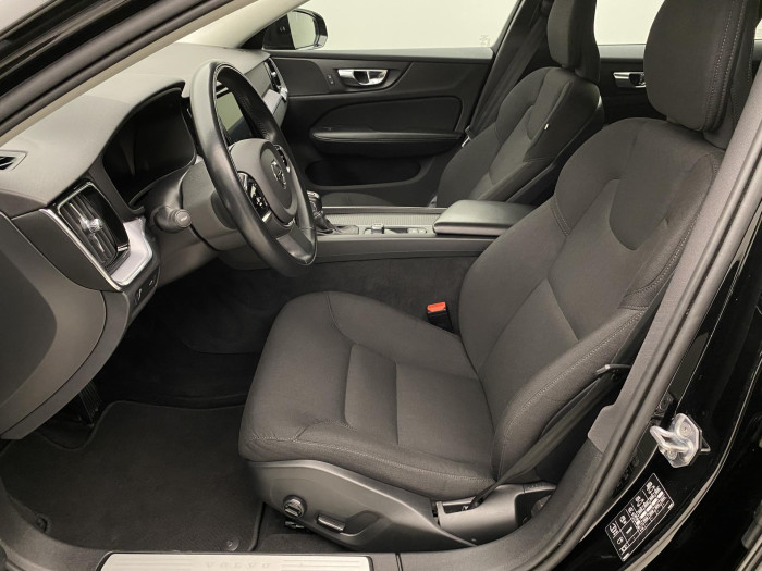 Volvo V60 CC D4 AWD MOMENTUM AUT 2.0 d CC CC Momentum