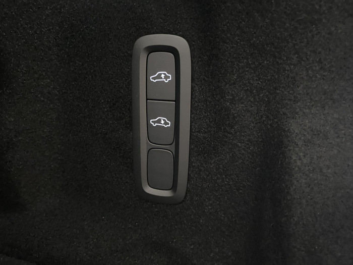 Volvo XC60 B5 AWD AUT DARK PLUS