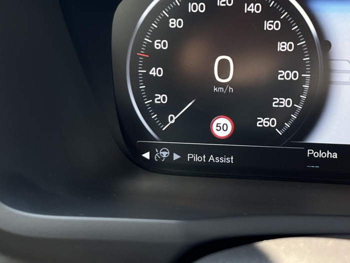Volvo XC90 D5 AWD INSCRIPTION 7MÍSTNÁ Aut 2.0 d