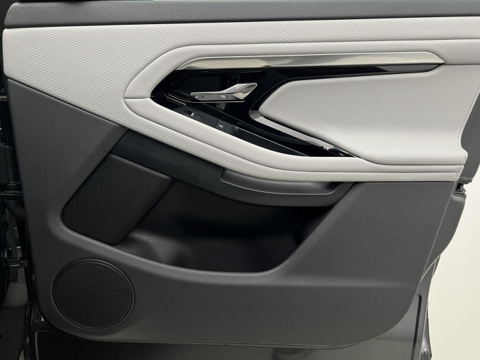 Land Rover Range Rover Evoque P300 HST AWD AUT CZ