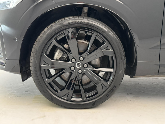 Volvo XC60 B5 AWD BLACK EDITION AUT 2.0 Edition