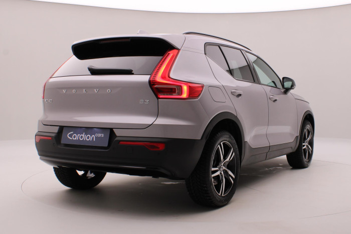 Volvo XC40 B3 AUT DARK PLUS