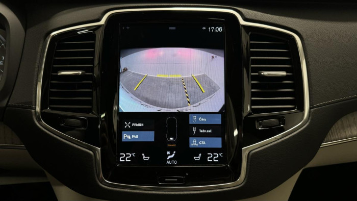 Volvo XC90 B6 AWD INSCRIPTION REZERVACE