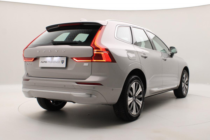 Volvo XC60 T6 AWD AT RECHARGE BRIGHT PLUS 2.0 AT Plus