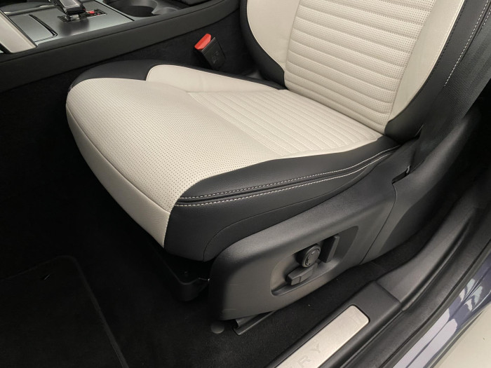 Land Rover Discovery Sport D200 SE DYNAMIC AWD CZ 1.maj 2.0 d SE Dynamic