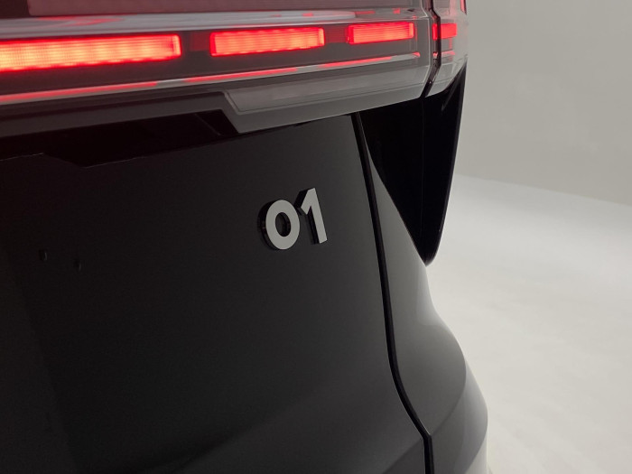 Lynk & Co 01 01 CORE PHEV