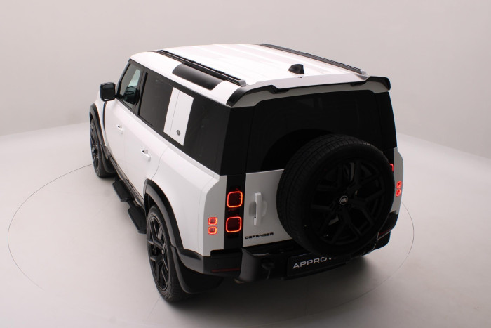 Land Rover Defender 110 D250 SE AWD AUT CZ 3.0 d SE