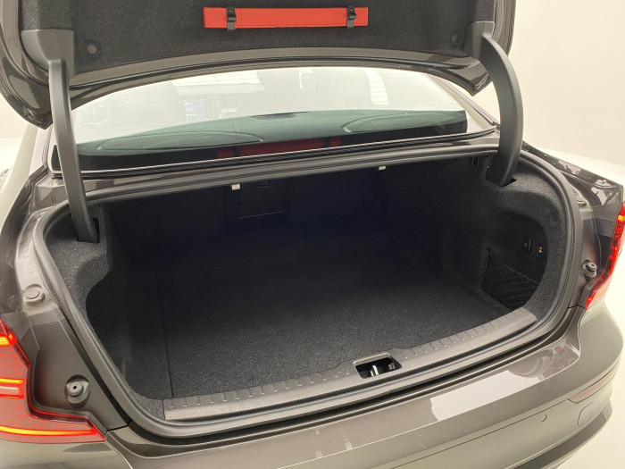 Volvo S60 T6 AWD PLUS DARK RECHARGE AUT