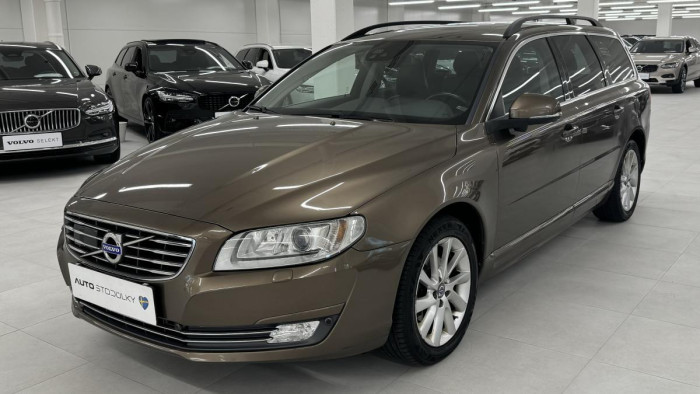 Volvo V70 D4 MOMENTUM NEZ.TOPENÍ AUT 2.0 d Momentum