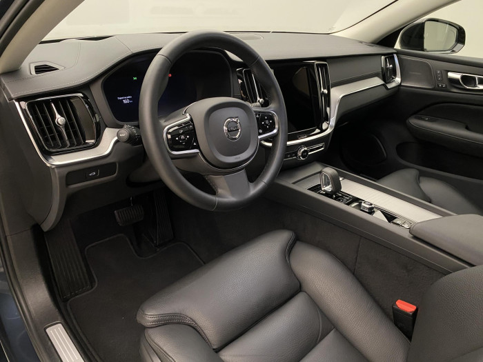 Volvo S60 B5 AWD ULTIMATE DARK AUT 1.maj