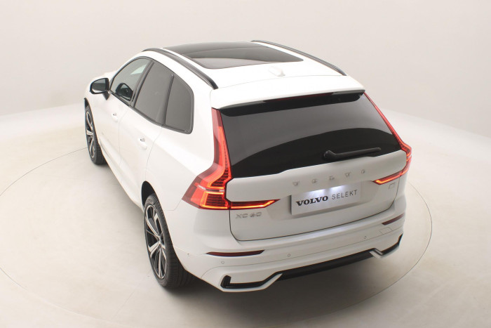 Volvo XC60 T6 AWD PLUS RECHARGE AUT 1.maj