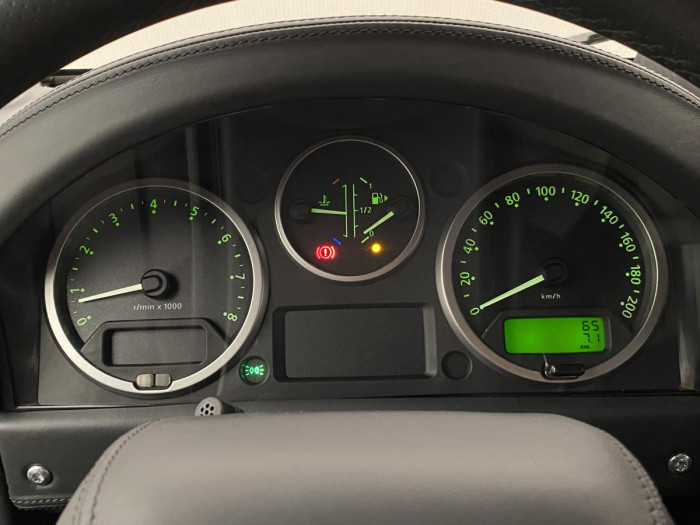 Land Rover Defender WORKS V8 ISLAY EDITION 5.0 V8 Edition