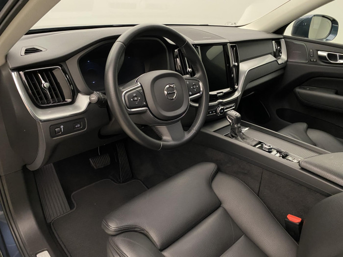 Volvo XC60 T4 MOMENTUM AUT 1.maj 2.0 Momentum