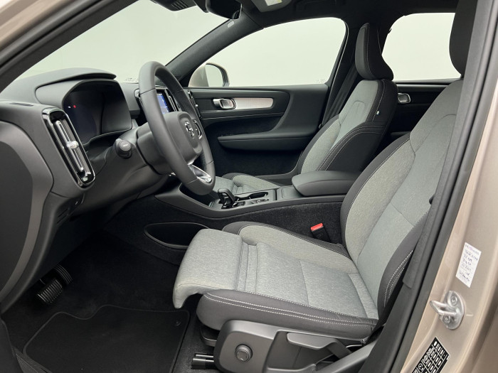 Volvo XC40 B4 AWD CORE AUT