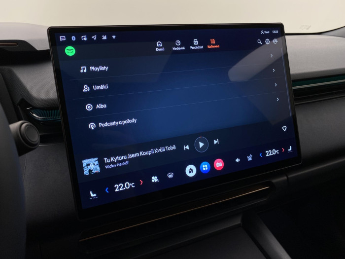 Lynk & Co 08 MORE PHEV