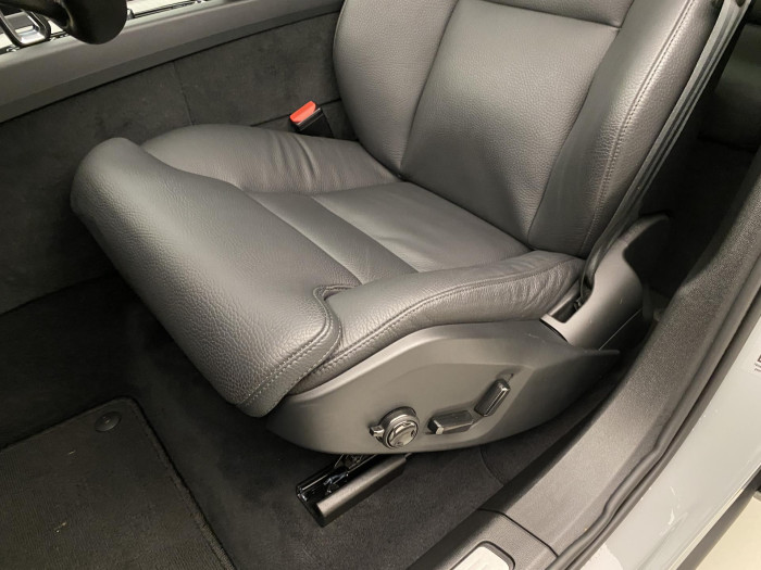 Volvo XC60 T6 AWD PLUG-IN DARK PLUS CZ