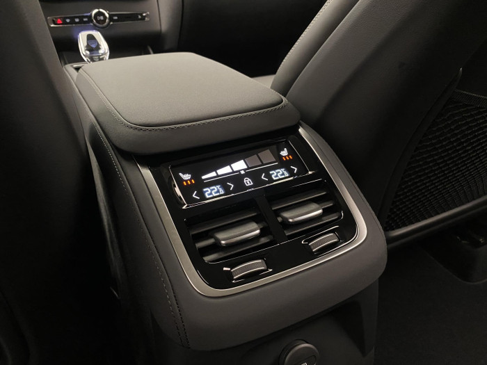 Volvo XC90 T8 AWD RECHARGE BRIGHT PLUS 7m