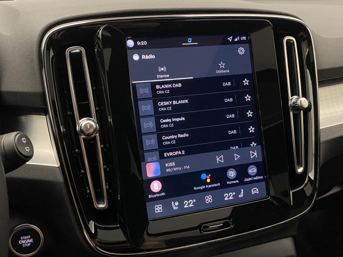 Volvo XC40 B3 AUT PLUS BLACK EDITION