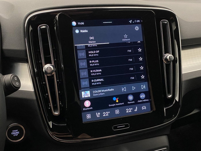 Volvo XC40 B3 AUT PLUS BLACK EDITION