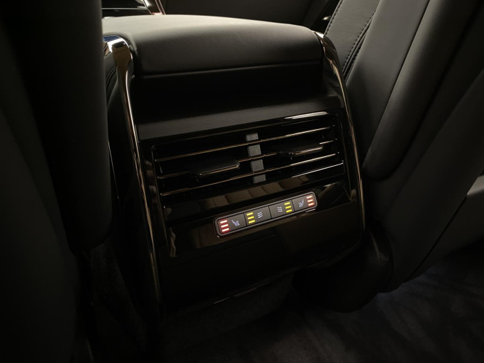 Land Rover Range Rover Sport D300 DYNAMIC SE AWD AUT 3.0 d Dynamic SE