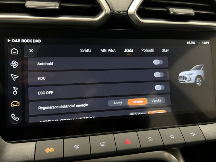 MG ZS 1.5 EMOTION HYBRID+ AUT CZ