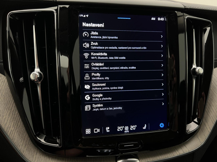 Volvo XC60 B5 AWD INSCRIPTION AUT 1.maj.