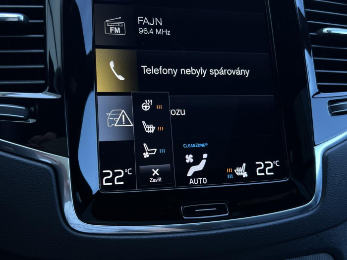 Volvo XC90 T8 AWD R-DESIGN 7MÍSTNÁ Aut