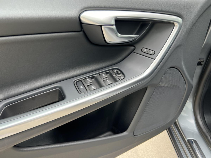 Volvo V60 D4 SUMMUM 1.maj. 2.0 d Summum