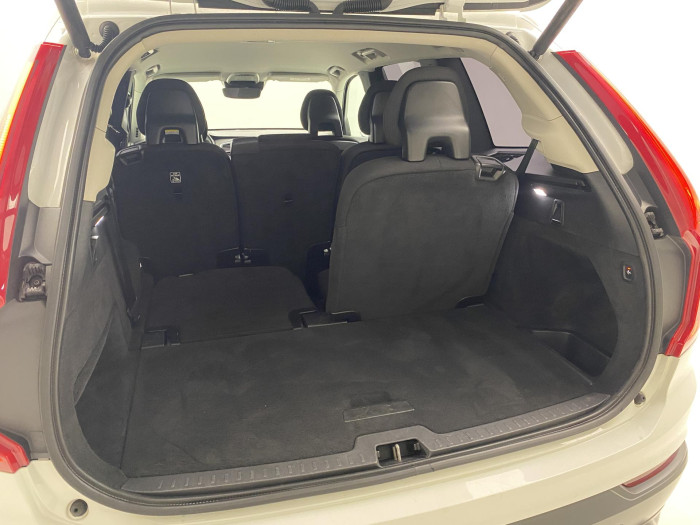 Volvo XC90 D5 AWD KINETIC AUT CZ 7míst 2.0 d