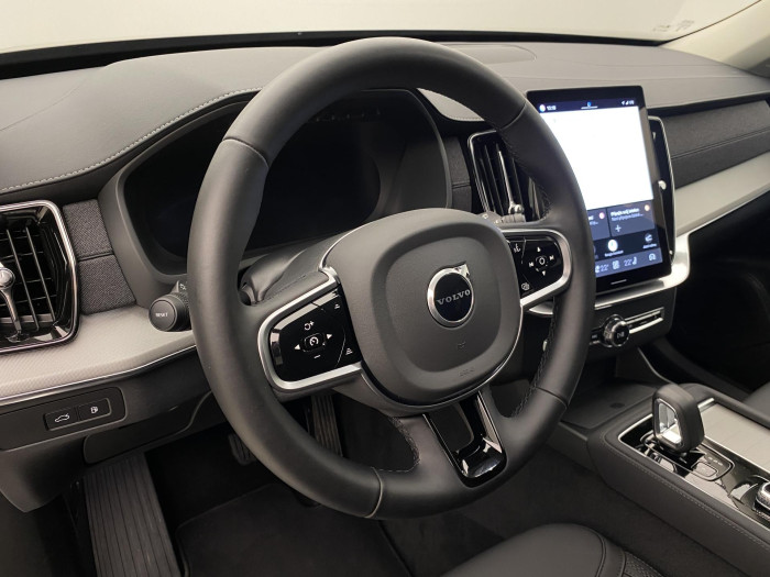 Volvo XC90 T8 AWD RECHARGE CORE AUT CZ 7m