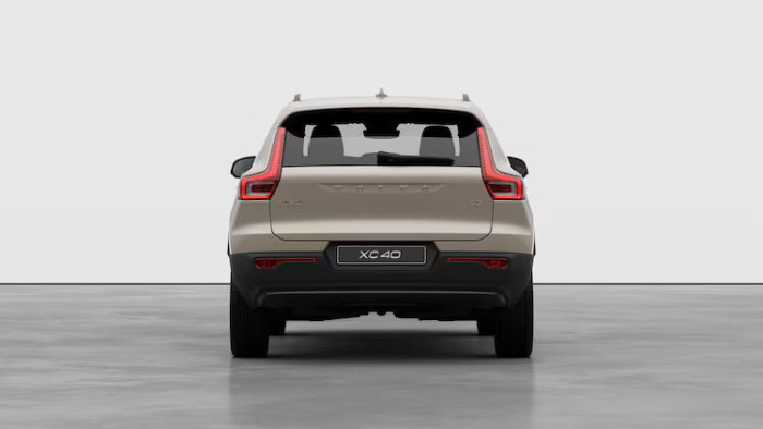 Volvo XC40 B3 DARK PLUS AUT