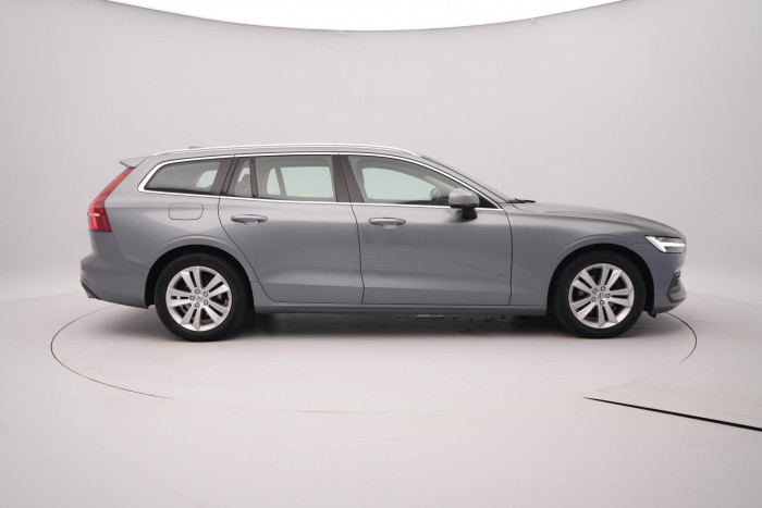 Volvo V60 B4 MOMENTUM AUT 2.0 Momentum