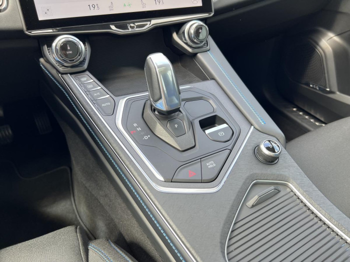 Lynk & Co 01 HEV Aut 1.maj.