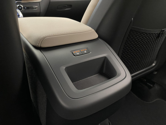 Volvo XC60 B5 AWD AUT DARK PLUS