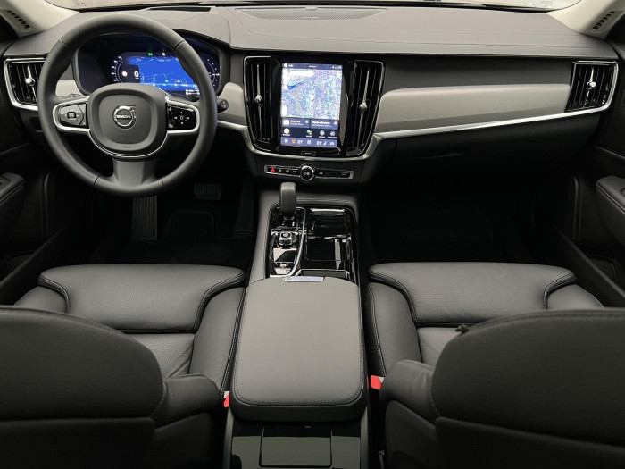 Volvo V90 T8 AWD RECHARGE ULTRA DARK AUT
