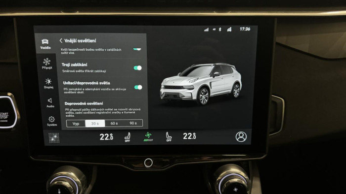 Lynk & Co 01 PHEV DCT AUT 1.maj. REZERVACE