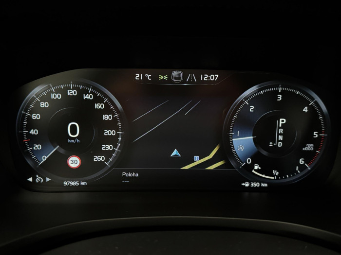 Volvo V60 D3 MOMENTUM PRO AUT 1.maj 2.0 d Momentum