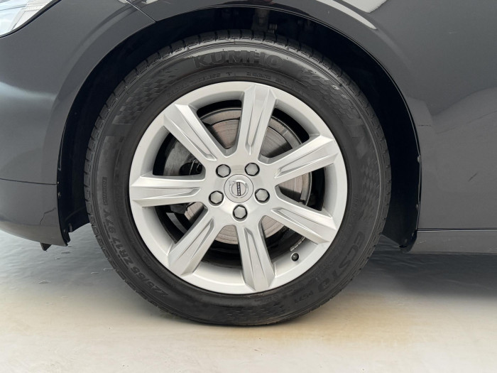 Volvo V90 D3 MOMENTUM AUT 2.0 d Momentum