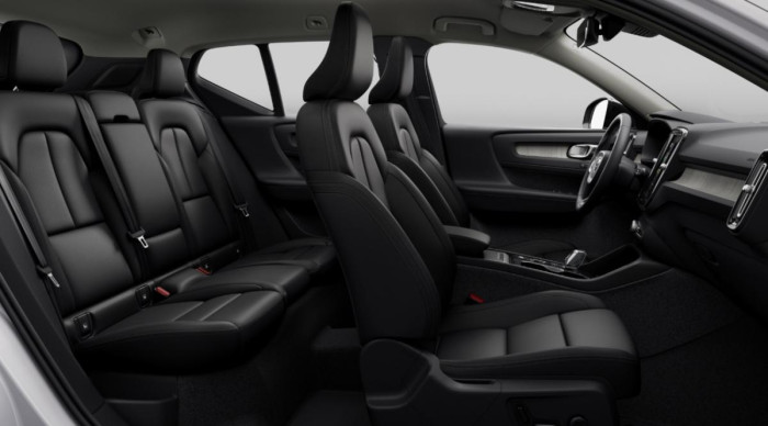 Volvo XC40 B4 AUT BLACK PLUS