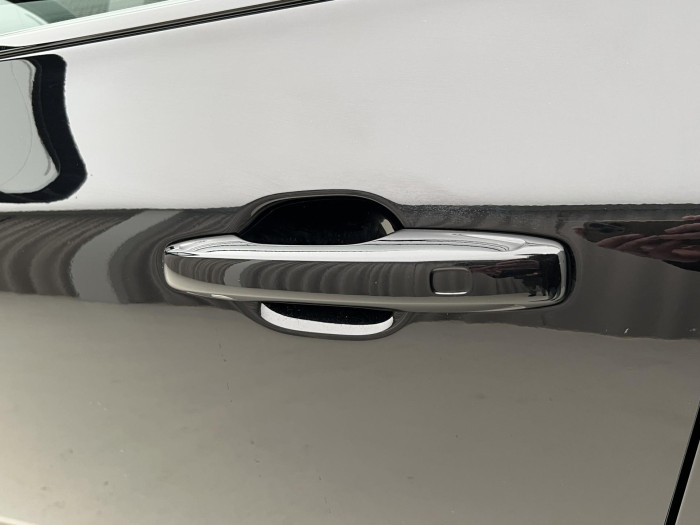 Volvo XC60 B5 AWD ULTRA BLACK REZERVACE