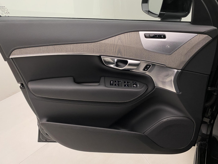 Volvo XC90 B5 AWD BRIGHT ULT. REZERVACE